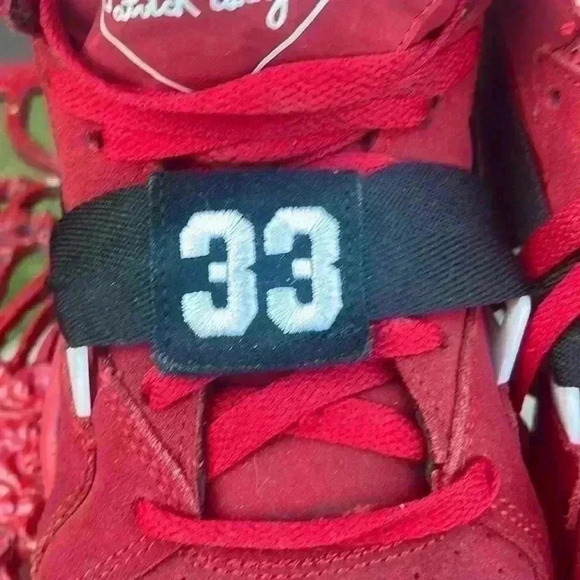 Patrick Ewing red suede high tops. Men’s size 9.5. - Picture 10 of 11